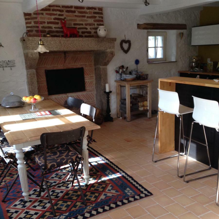 Les Epis Du Vent Bed & Breakfast Adilly Dış mekan fotoğraf