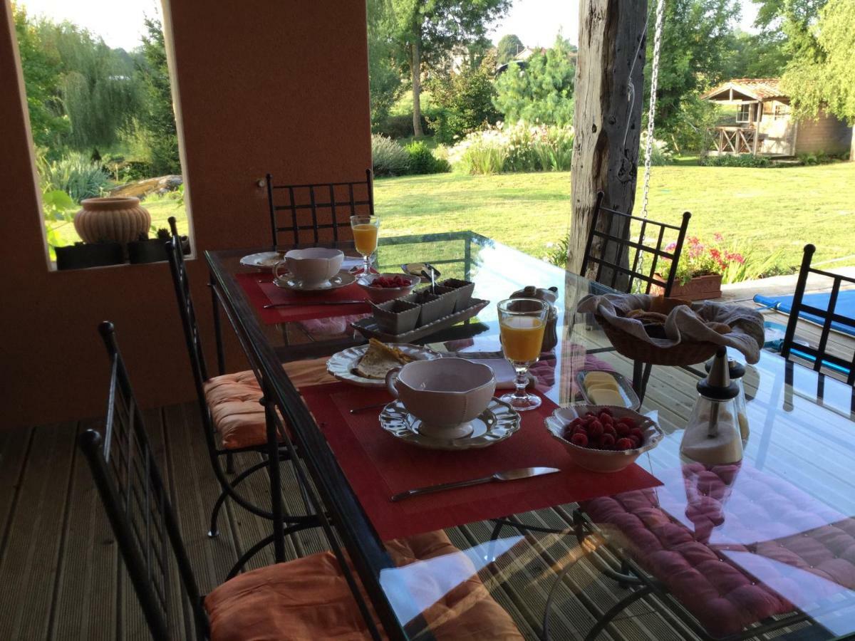 Les Epis Du Vent Bed & Breakfast Adilly Dış mekan fotoğraf