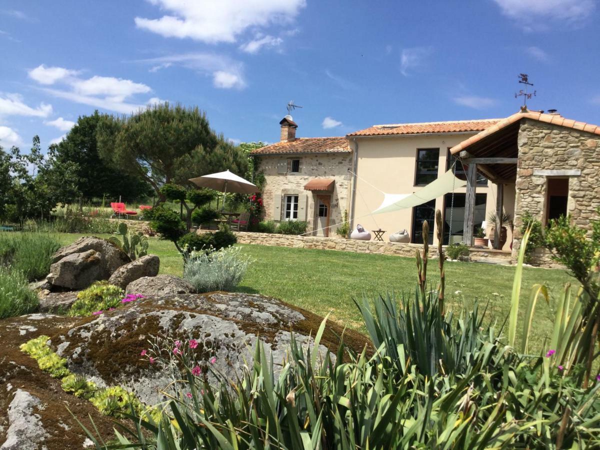 Les Epis Du Vent Bed & Breakfast Adilly Dış mekan fotoğraf